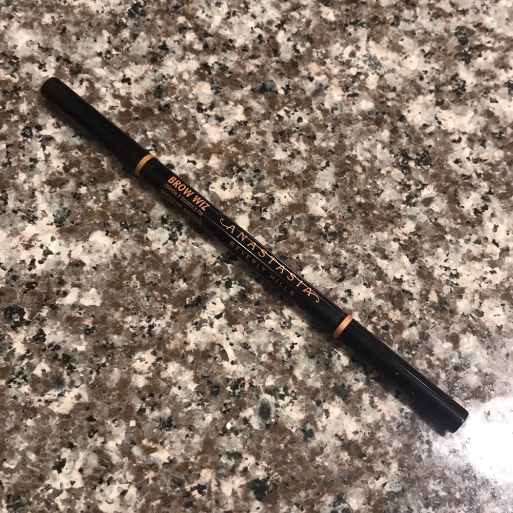 Anastasia brow wiz